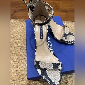 Stuart Weitzman python nearly nude sandal
Size 6 1/2
3.25” block heel
